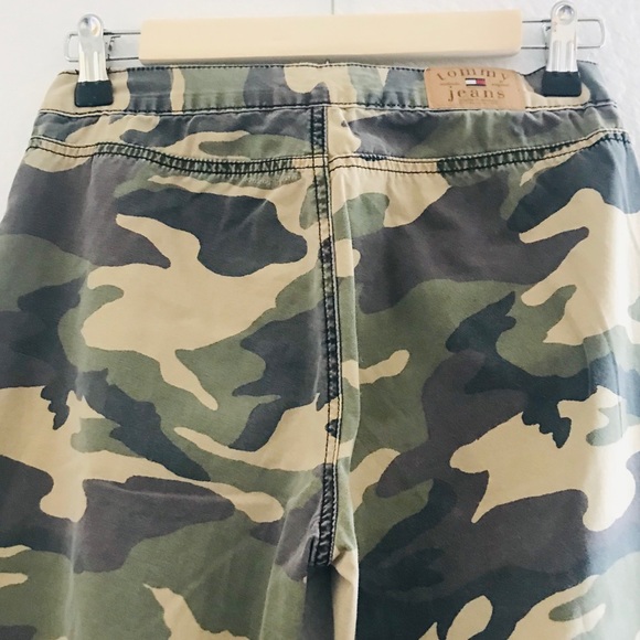 Tommy Jeans Camouflage Pants XS - Picture 6 of 6